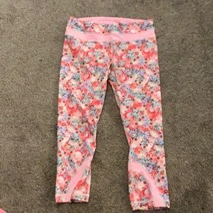 Lululemon run inspire crops limited edition